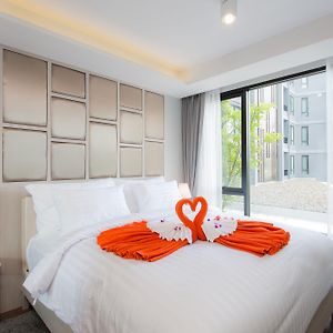Suite à 2 Chambres à Coucher Lit King-Size